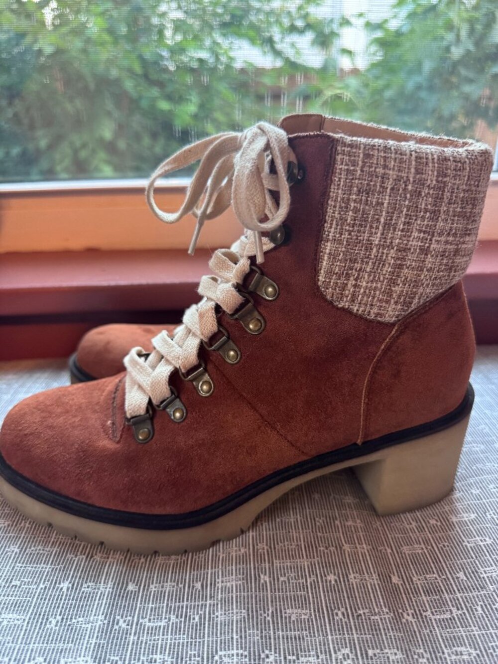 Mi.iM Suede Lace-Up Ankle Hiker Boots Brown Suede Block Heel - 8